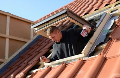 Pose de fenêtres de toit Velux à Agel